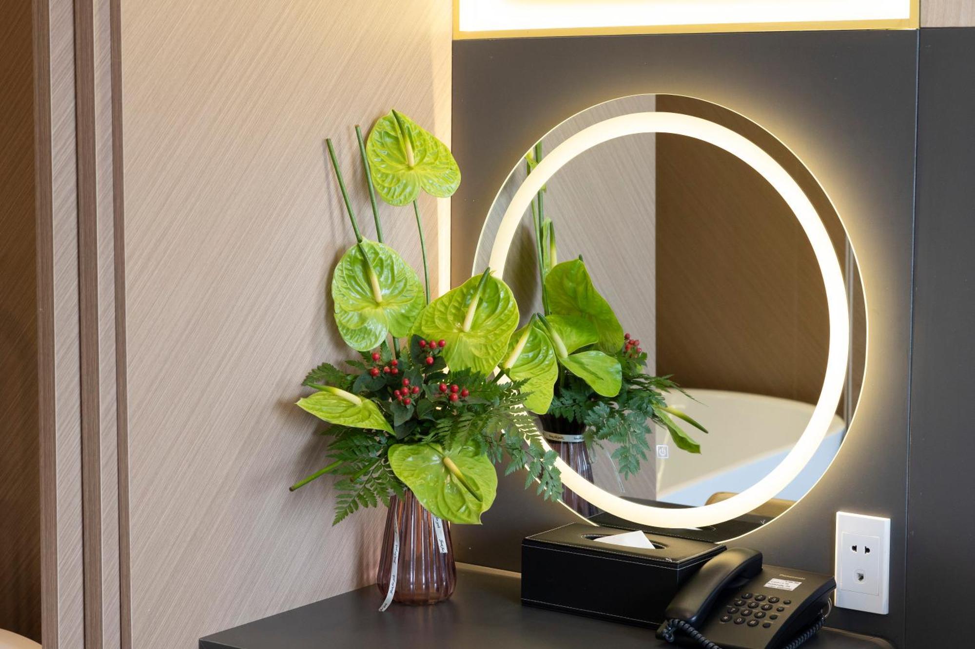 Viet Lotus Saigon Hotel Hô Chi Minh-Ville Extérieur photo