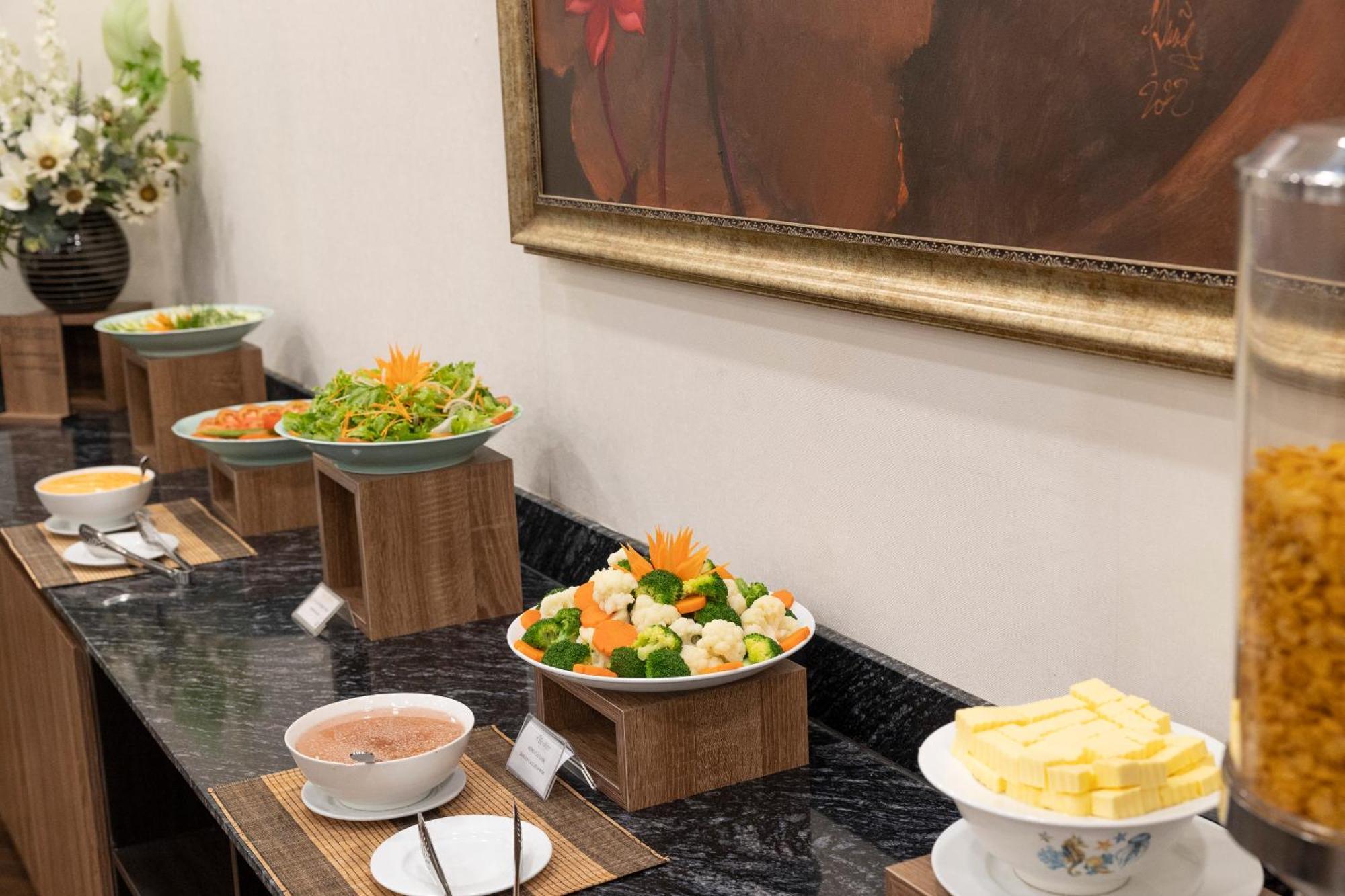 Viet Lotus Saigon Hotel Hô Chi Minh-Ville Extérieur photo