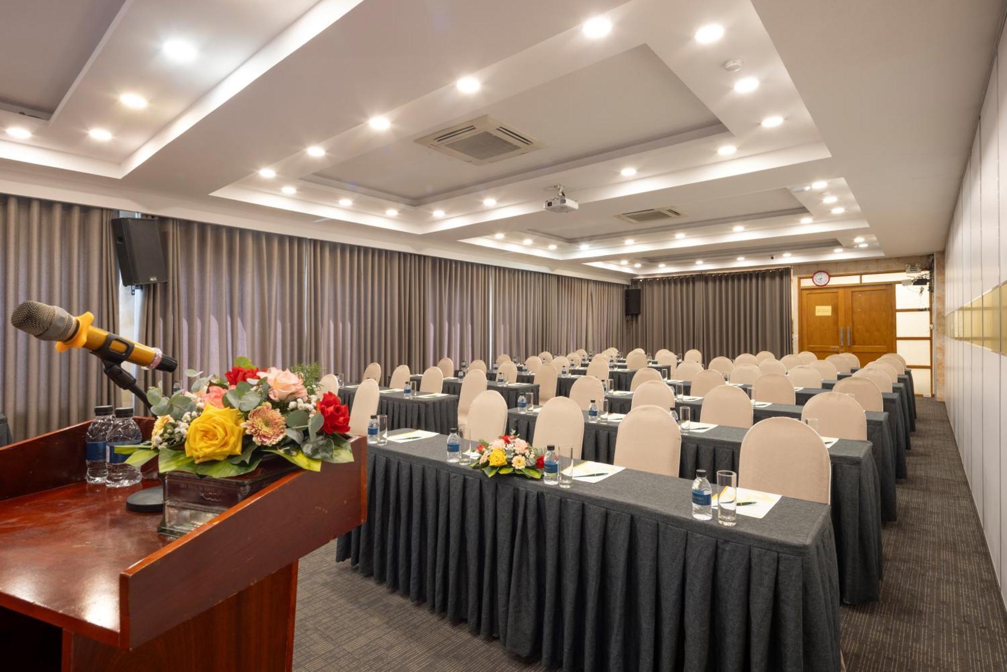 Viet Lotus Saigon Hotel Hô Chi Minh-Ville Extérieur photo